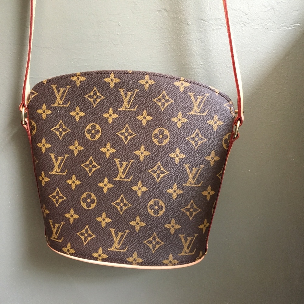 Brand new Louis Vuitton monogram purse